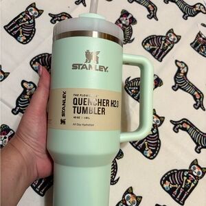 Stanley Mint 40oz Quencher H2.0 Tumbler